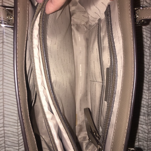 Mushroom Michael Kors Tote - Picture 2 of 6